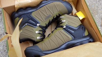 KEEN,登山靴,シューズ,ブーツ,トレッキングシューズ,キーン