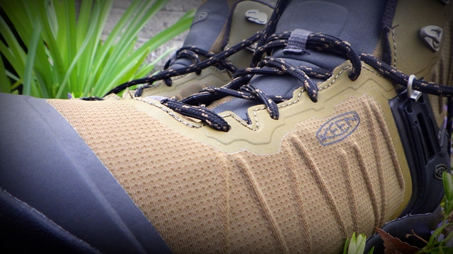 KEEN,登山靴,シューズ,ブーツ,トレッキングシューズ,キーン